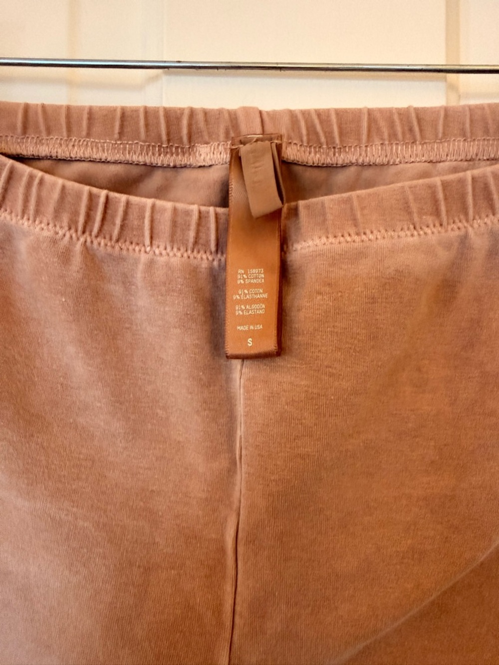 Skims outdoor collection bike shorts in sienna - Picture 2 of 3